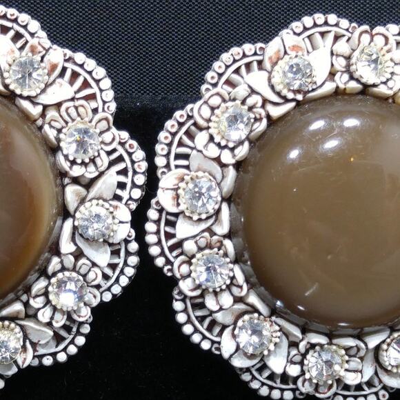 1950s Lucite Moonglow Clip Earrings Floral Rhinestone Large Vintage Jewelry - Picture 2 of 10